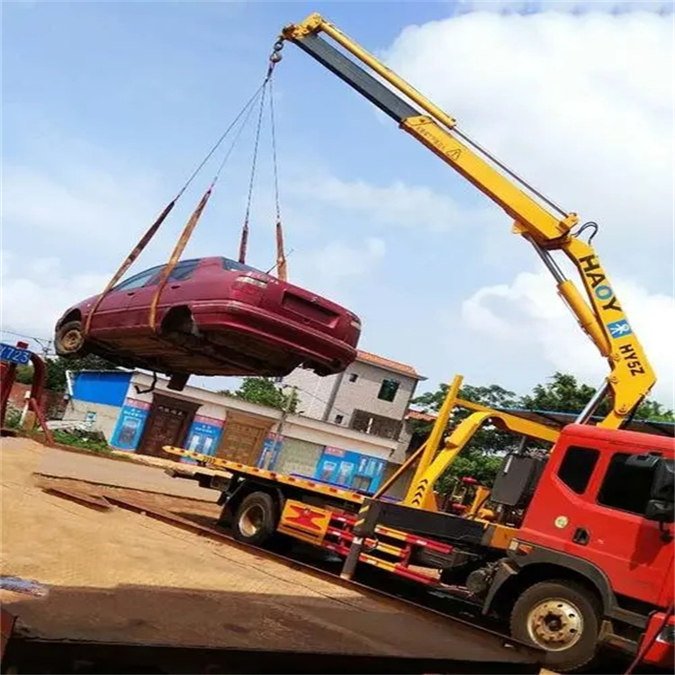 献县吊车救援小汽车怎么吊