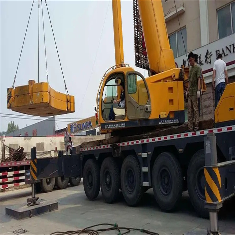 献县当地吊车出租|机器吊装|75吨|工厂搬迁服务