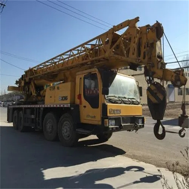 献县哪里有专业吊车出租